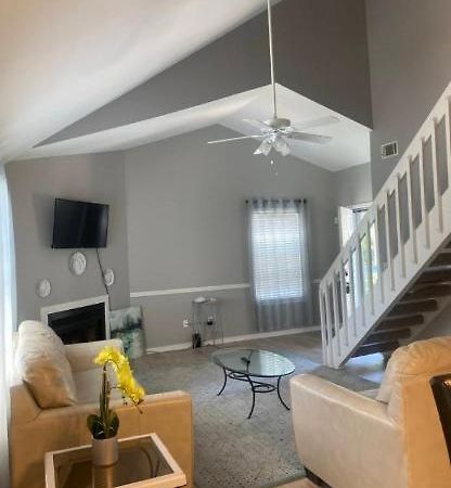 Sleeps 10!**10Min Dt Chas/5Min Airport! Villa Чарлстън Екстериор снимка